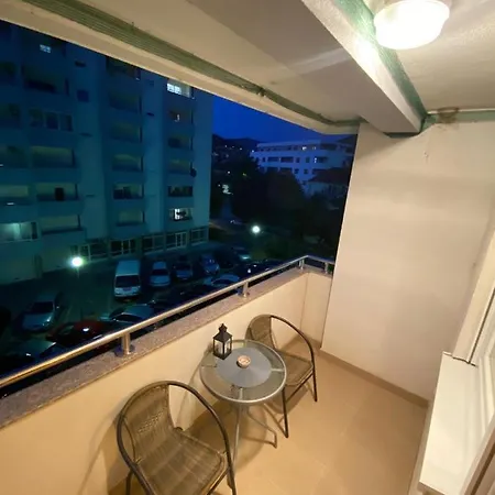 La Perla Apartment *